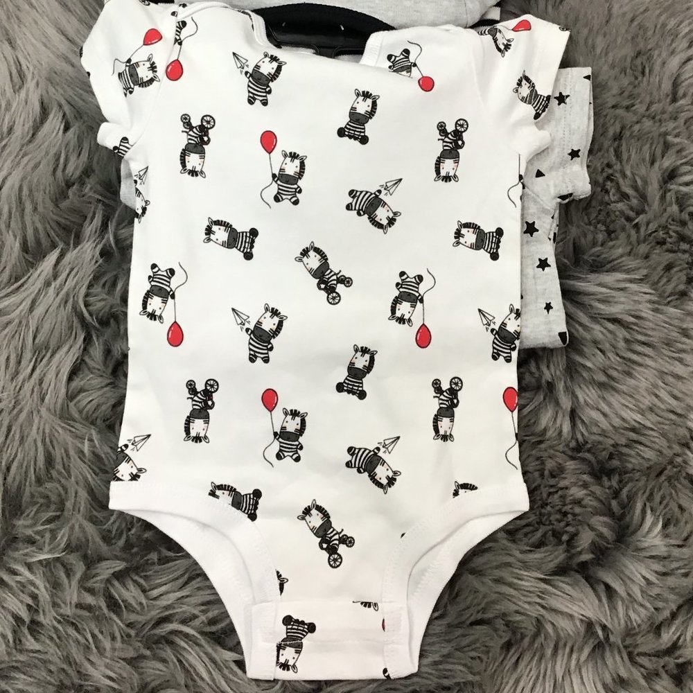 Rococo | Infant Bodysuit Set | 4 Pack | Black, White & Grey | 3 Months - Picture 3 of 4